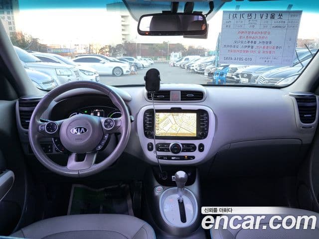 Kia Soul EV, 2015 8