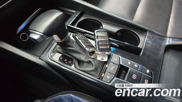 Kia All New K7 3.0 LPI Luxury (арендный автомобиль), 2018 9