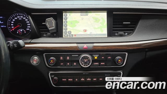 Kia All New K7 3.0 LPI Luxury (арендный автомобиль), 2018 17