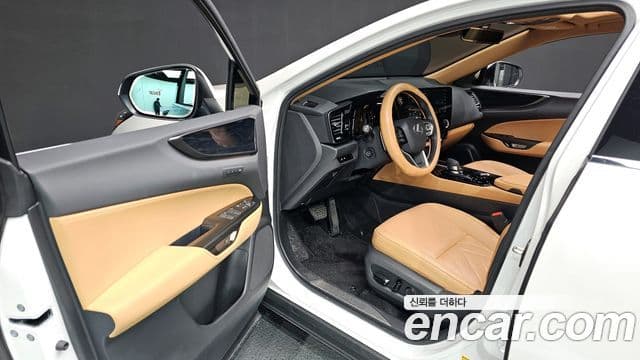 Lexus NX350h 2세대 Premium, 2025 10