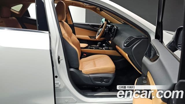 Lexus NX350h 2세대 Premium, 2025 11