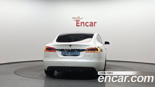 Tesla модель S Long Range, 2019 4