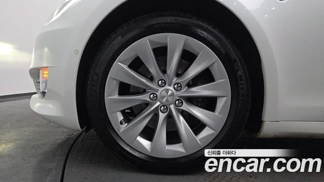 Tesla модель S Long Range, 2019 все фото