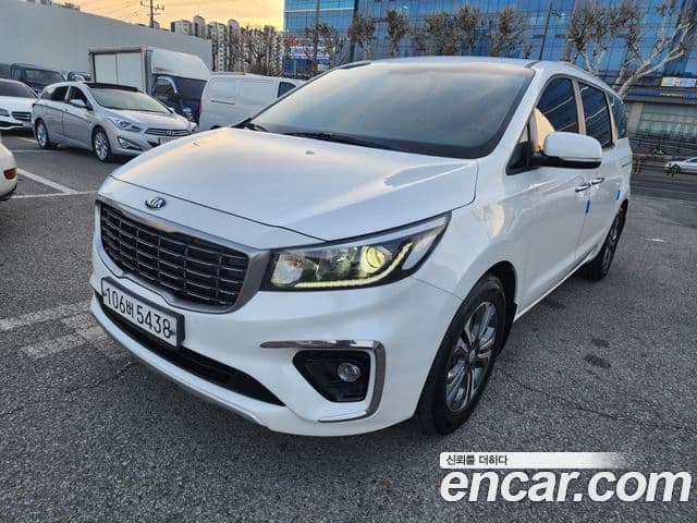 Kia The / новый New Carnival Luxury, 2020 1