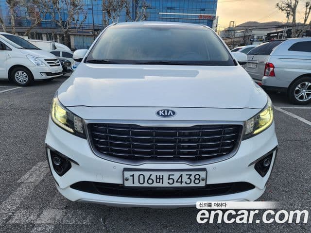 Kia The / новый New Carnival Luxury, 2020 2