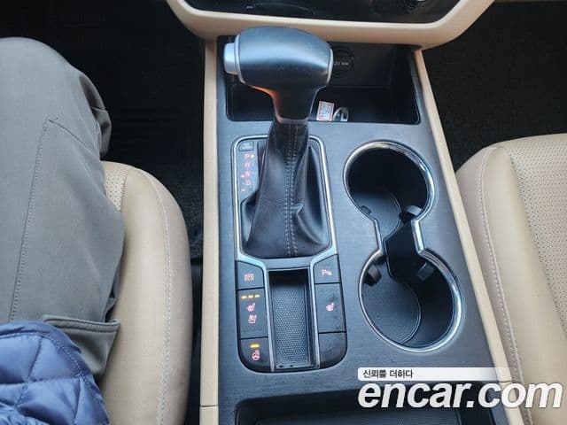 Kia The / новый New Carnival Luxury, 2020 13