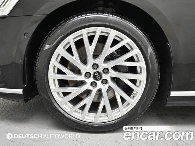 Audi A8 (D5) 55 TFSI Quattro LWB, 2021 все фото