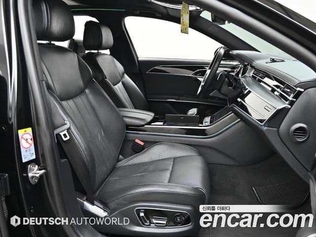 Audi A8 (D5) 55 TFSI Quattro LWB, 2021 10