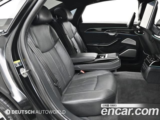 Audi A8 (D5) 55 TFSI Quattro LWB, 2021 12