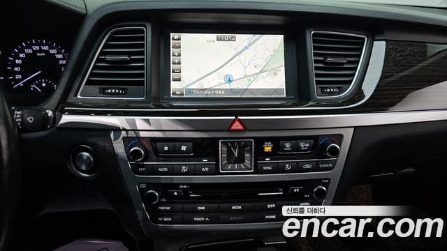 Genesis G80 Luxury, 2017 17