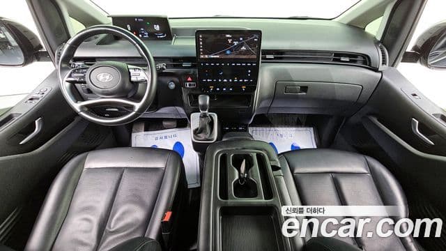 Hyundai Staria Modern, 2023 7