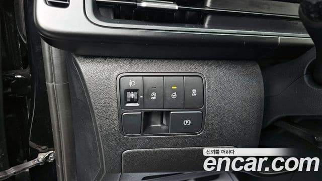 Hyundai Staria Modern, 2023 13