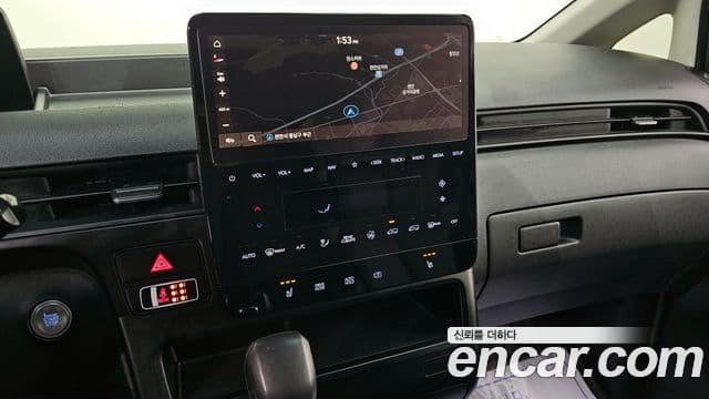 Hyundai Staria Modern, 2023 16