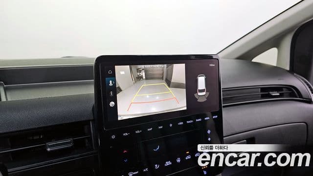 Hyundai Staria Modern, 2023 17