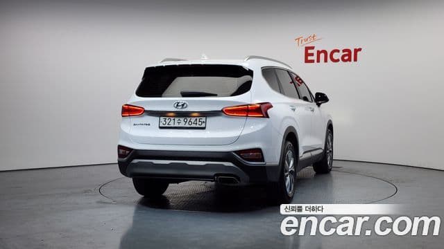 Hyundai Santa Fe TM Exclusive, 2020 4