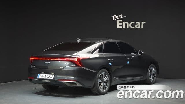 Kia K8 гибрид Signature, 2023 2