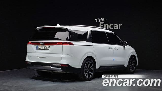 Kia Carnival 4세대 Signature, 2022 2