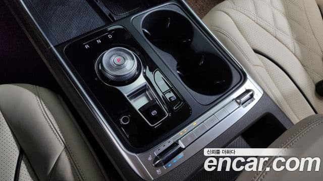 Kia The / новый New Carnival 4세대 HEV 9인승 High Limousine (компания по спецнадстройкам), 2025 9