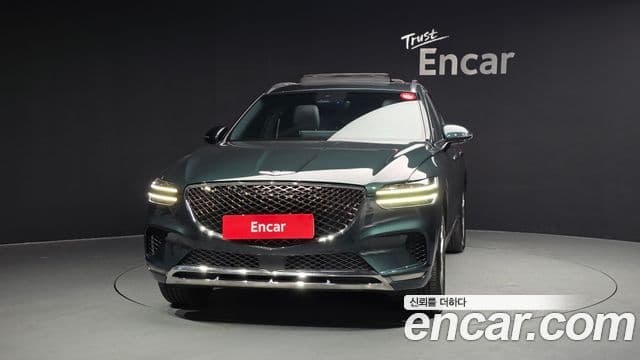 Genesis GV70, 2022 3