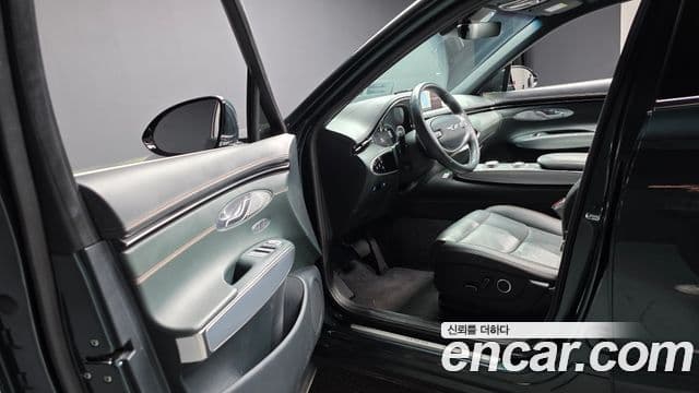 Genesis GV70, 2022 10