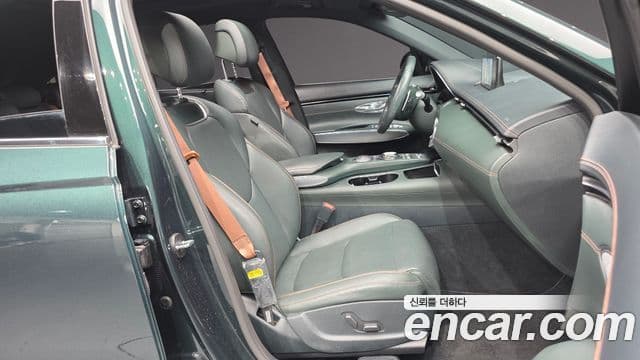 Genesis GV70, 2022 11