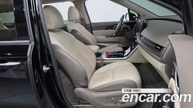 Kia Carnival 4세대 Signature, 2022 11