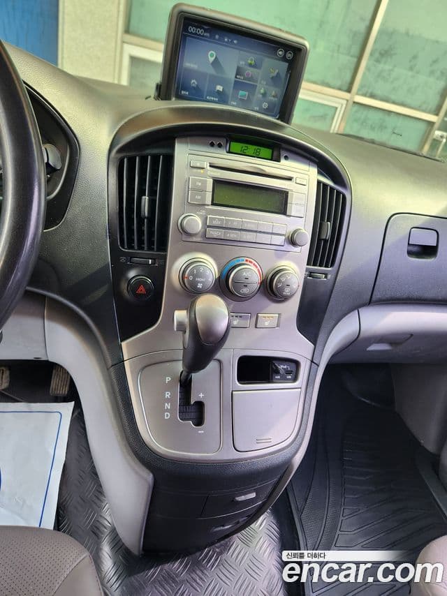 Hyundai Grand Starex CVX Luxury, 2015 4