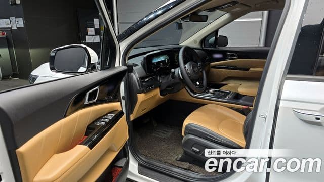 Kia Carnival 4세대 Signature, 2021 11
