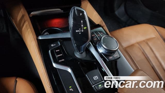 BMW 5시리즈 (G30) 520d Luxury Special Edition, 2018 9
