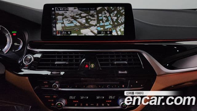 BMW 5시리즈 (G30) 520d Luxury Special Edition, 2018 14