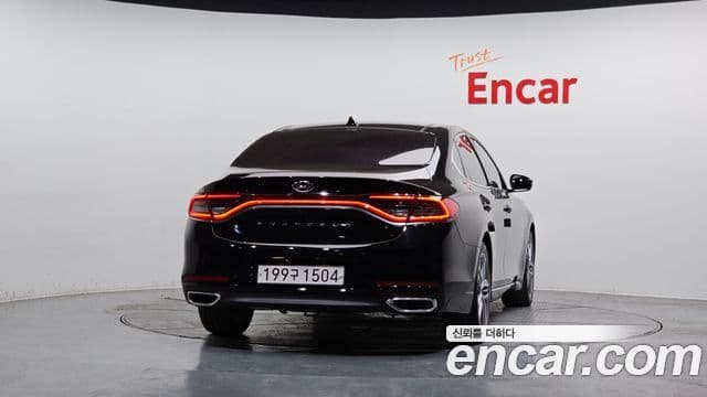 Hyundai Grandeur IG 3.0 LPi Exclusive (арендный автомобиль), 2018 4