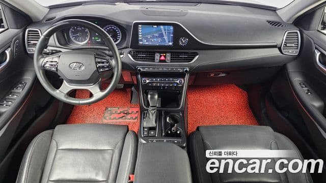Hyundai Grandeur IG 3.0 LPi Exclusive (арендный автомобиль), 2018 7