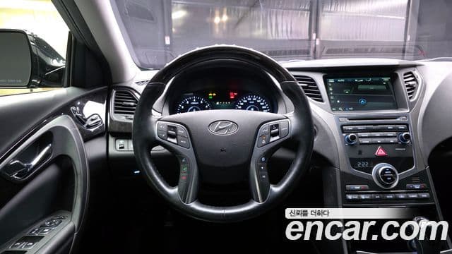 Hyundai Grandeur HG Premium, 2017 13