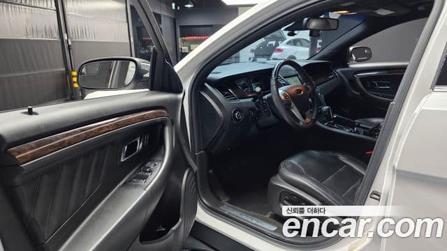 Ford New 토러스 6세대, 2017 10