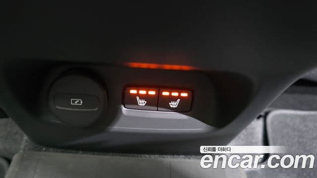 Volvo XC40 B4 Ultimate Bright, 2023 18