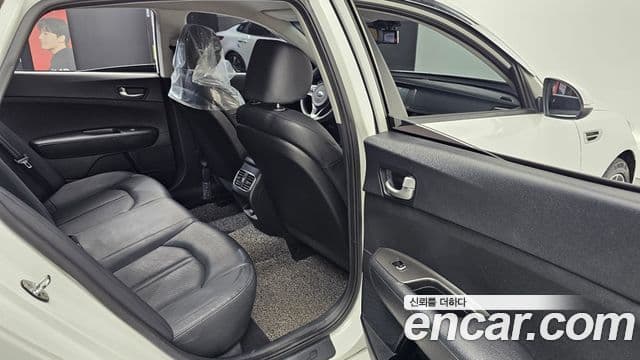 Kia K5 2세대 Style Edition, 2018 13