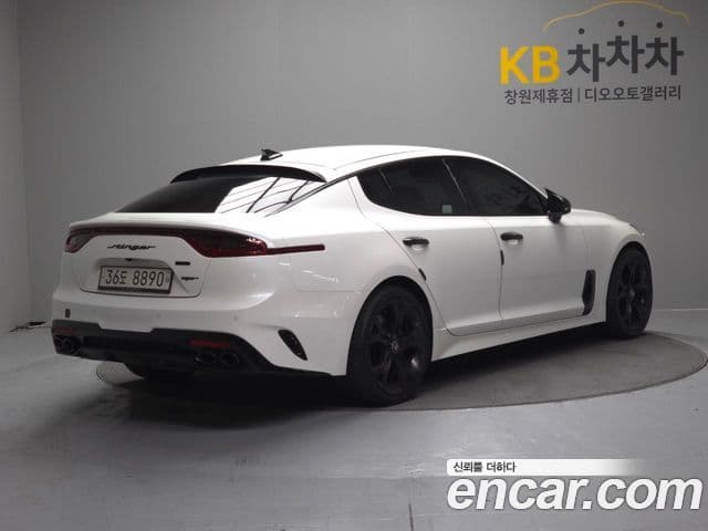 Kia 스팅어 Platinum, 2019 4