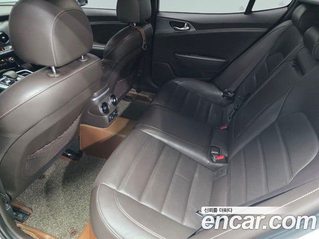 Kia 스팅어 Platinum, 2019 15
