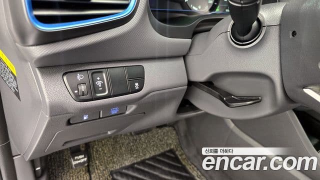 Hyundai Ioniq гибрид, 2018 15