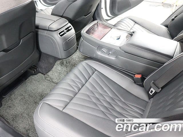 Genesis G90 (RS4) бензин 3.5 турбо AWD, 2025 15