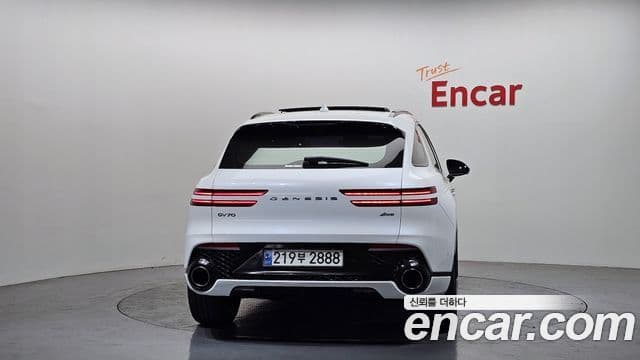Genesis GV70, 2023 4