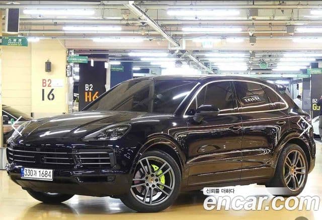 Porsche Cayenne (PO536) 3.0 E-гибрид, 2021 1