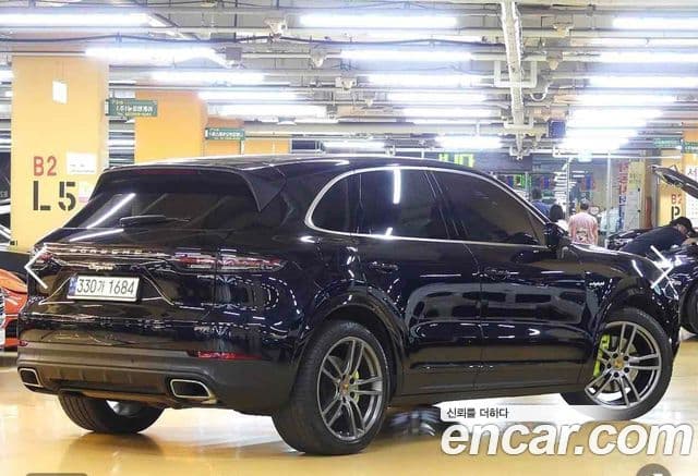 Porsche Cayenne (PO536) 3.0 E-гибрид, 2021 3