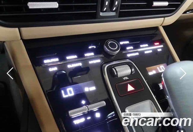 Porsche Cayenne (PO536) 3.0 E-гибрид, 2021 15