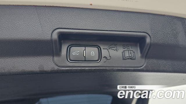 Ford Explorer 6세대 2.3 Limited 4WD, 2020 18