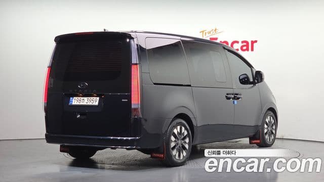 Hyundai Staria Inspiration, 2024 2