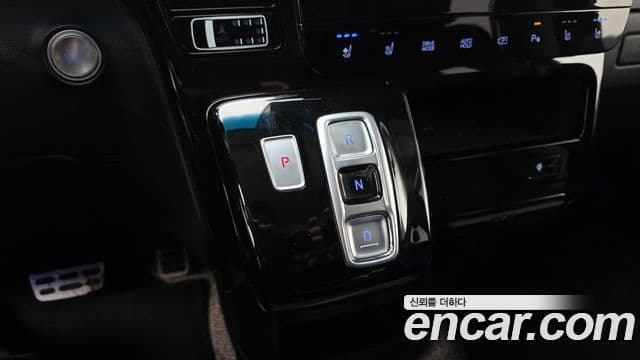 Hyundai Staria Inspiration, 2024 9