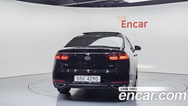 Kia All New K7 Noblesse, 2016 4