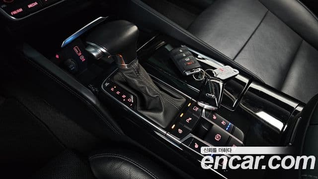 Kia All New K7 Noblesse, 2016 9
