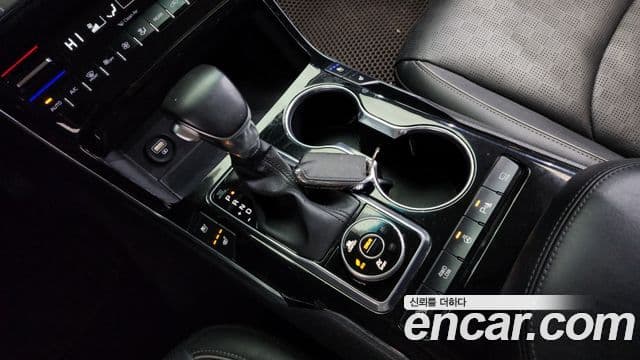 Kia Mohave The / новый Master Platinum, 2020 9